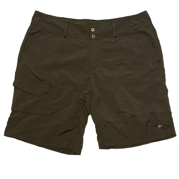 Columbia Pants - Columbia Dark Gray Hiking Shorts Size 10 Omni Shade Sun Protection